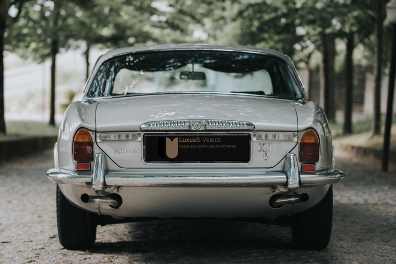 1974 Daimler Sovereing 4.2